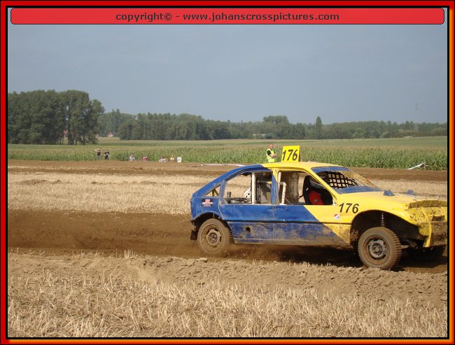 2009SCH-A-027.JPG
