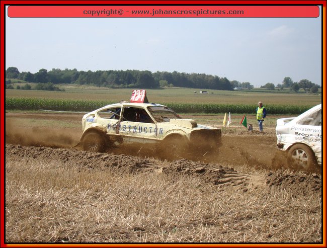 2009SCH-A-085.JPG
