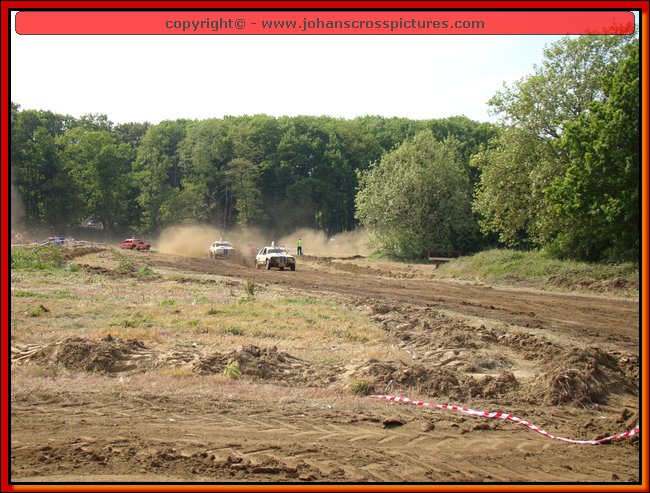 2009TIE-A-001.JPG