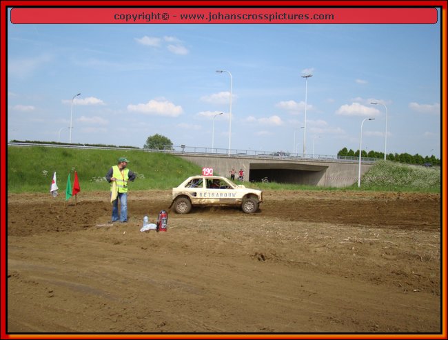 2009TIE-A-010.JPG