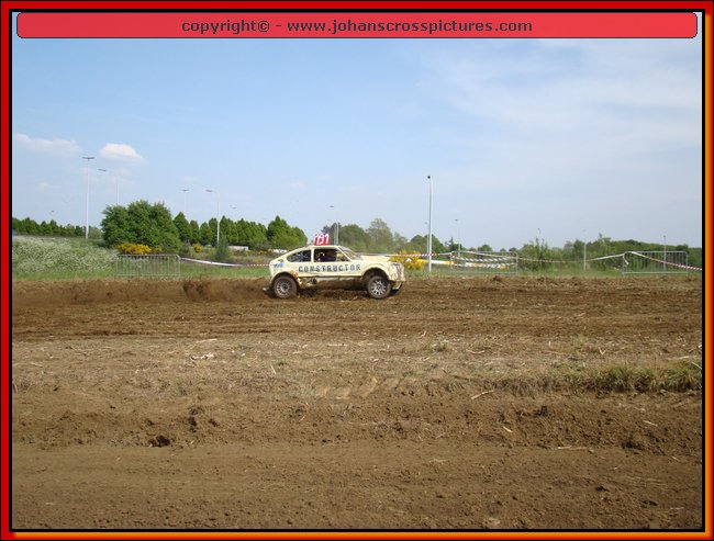 2009TIE-A-014.JPG