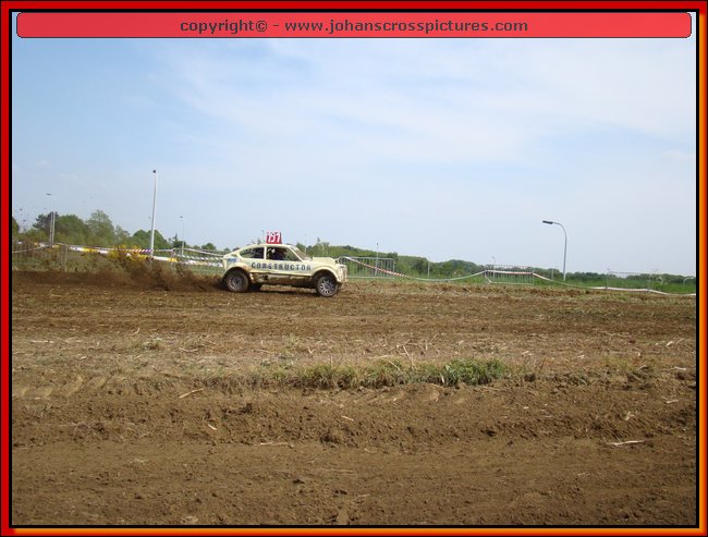 2009TIE-A-015.JPG