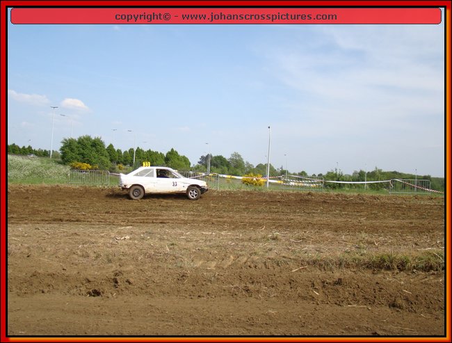 2009TIE-A-018.JPG