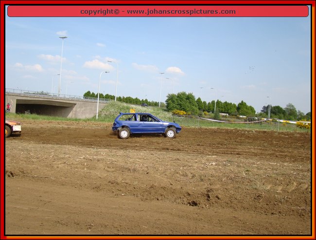 2009TIE-A-022.JPG