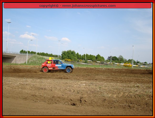 2009TIE-A-026.JPG