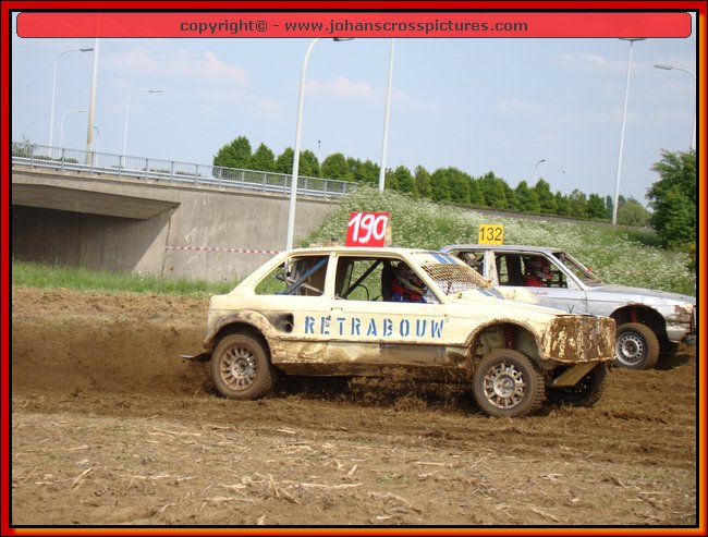 2009TIE-A-036.JPG