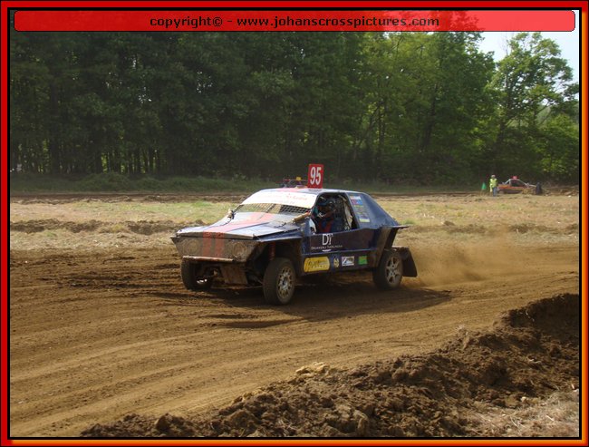 2009TIE-A-172.JPG