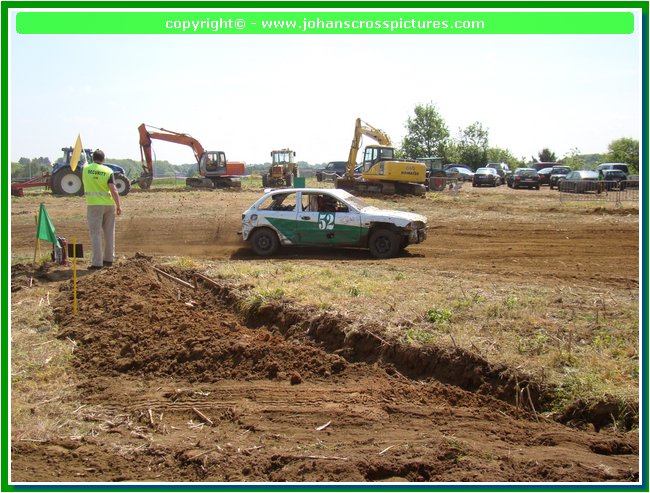 2009TIE-SP-016.JPG