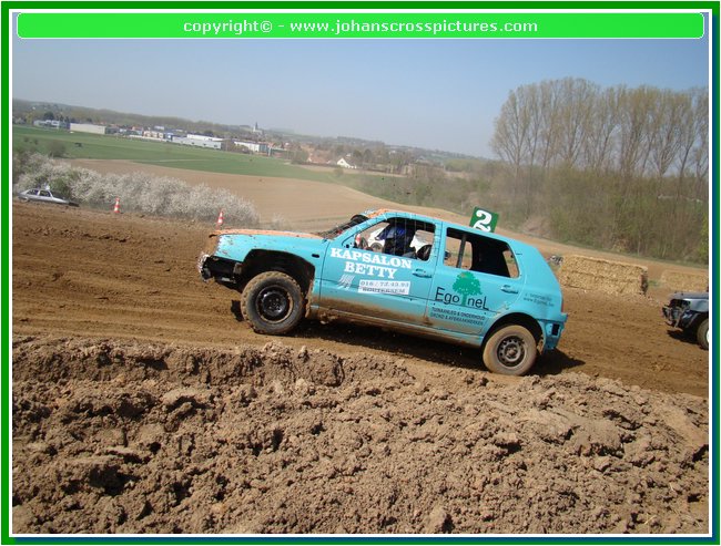 2010HOE-SP-032.JPG