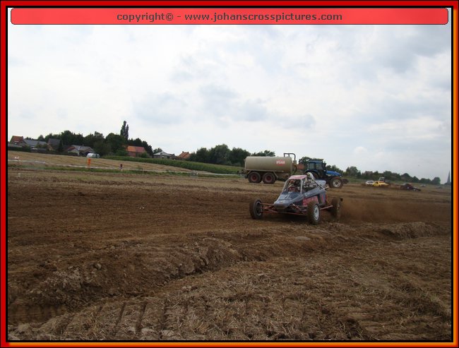 2010ROO-A-012.JPG