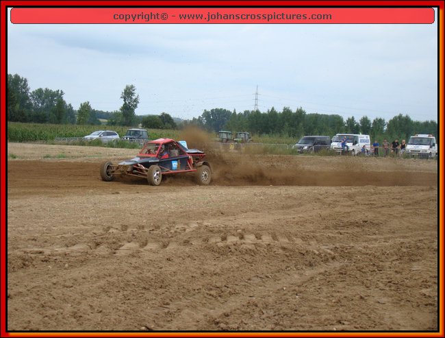 2010ROO-A-050.JPG