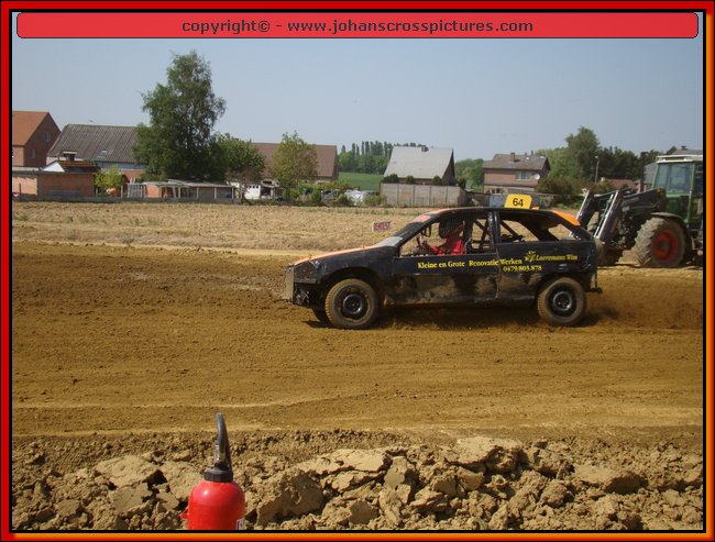 2011BEK-AX-019.JPG