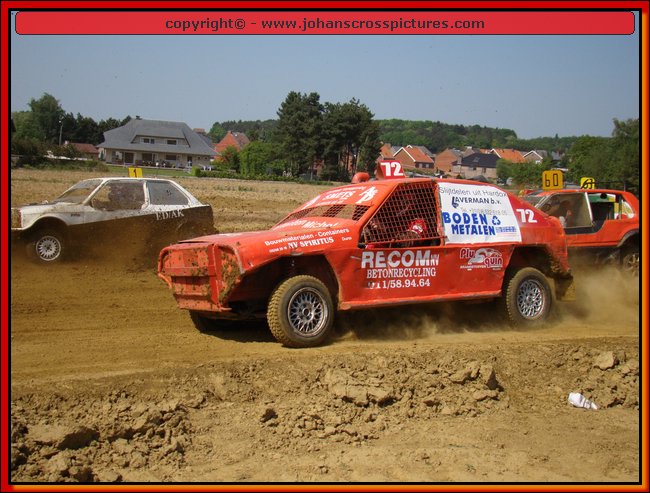 2011BEK-AX-026.JPG