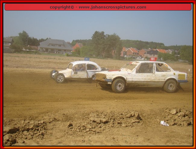 2011BEK-AX-034.JPG