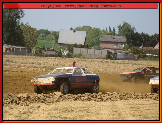 2011BEK-AX-053.JPG