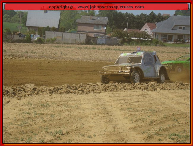 2011BEK-AX-068.JPG