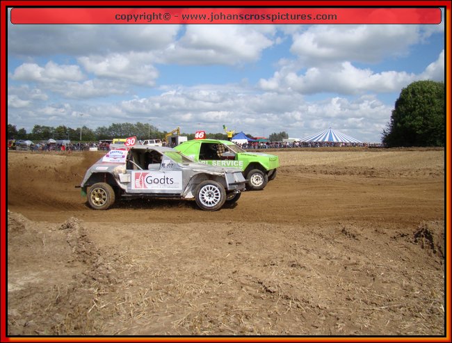 2011BIE-A-003.JPG