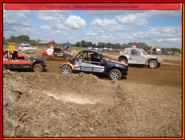 2011BIE-A-005.JPG