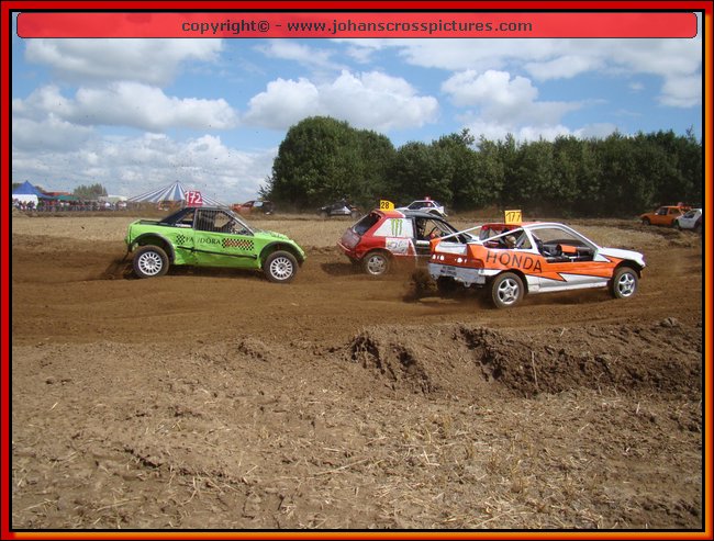 2011BIE-A-020.JPG