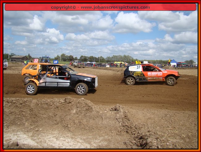 2011BIE-A-032.JPG