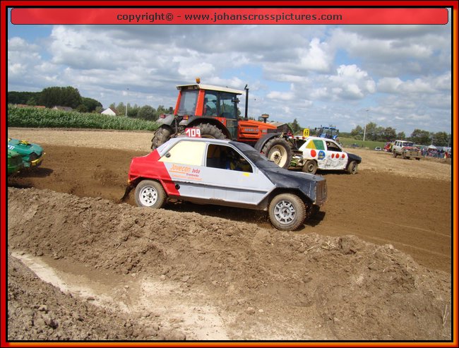 2011BIE-A-036.JPG