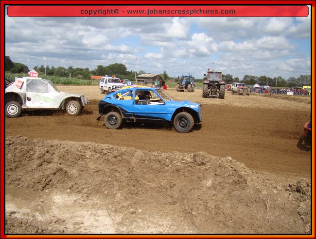 2011BIE-A-038.JPG