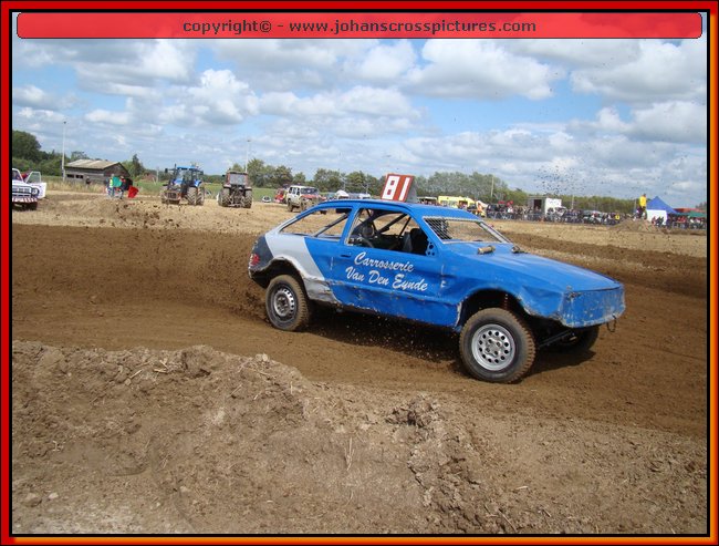 2011BIE-A-039.JPG