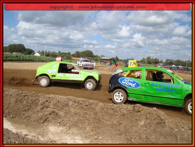 2011BIE-A-045.JPG
