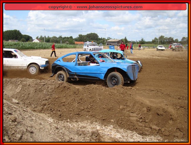 2011BIE-A-057.JPG