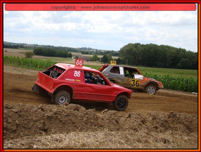 2011BIE-A-065.JPG