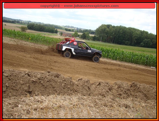 2011BIE-A-070.JPG