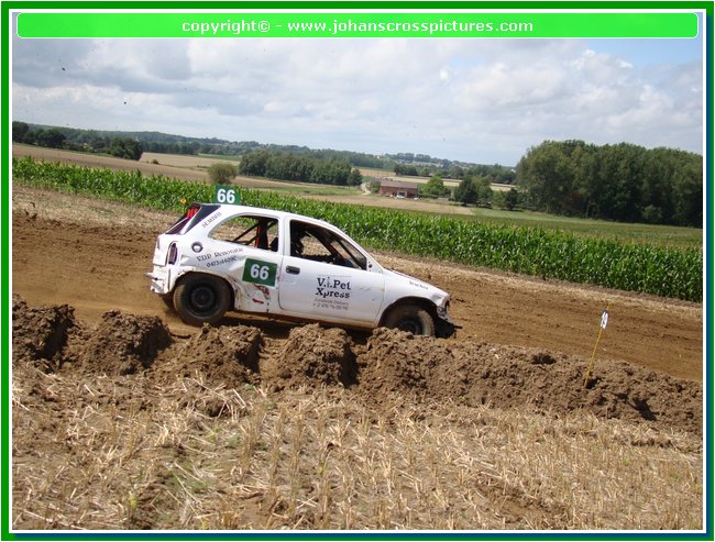 2011BIE-SP-045.JPG