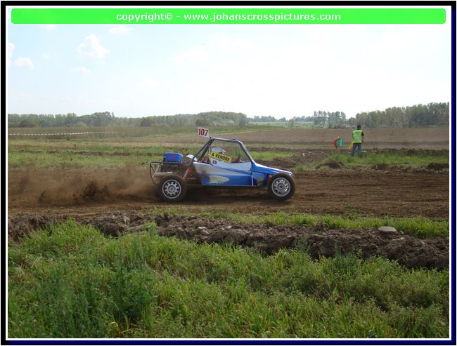 2011LEE-SA-094.JPG