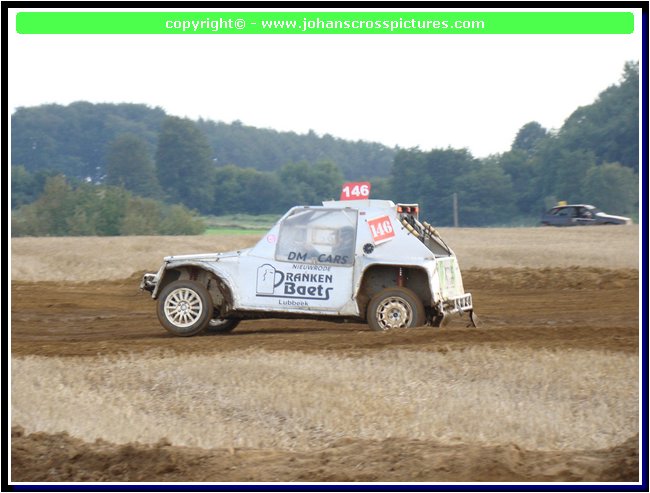 2011SJW-D-005.JPG