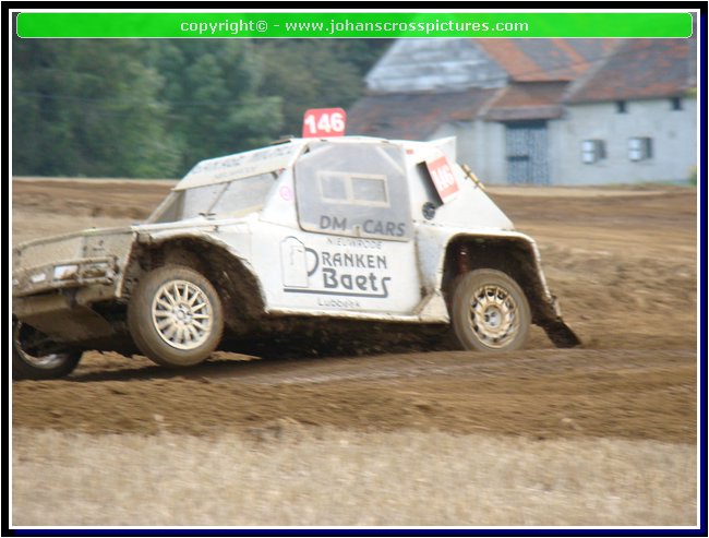 2011SJW-D-024.JPG