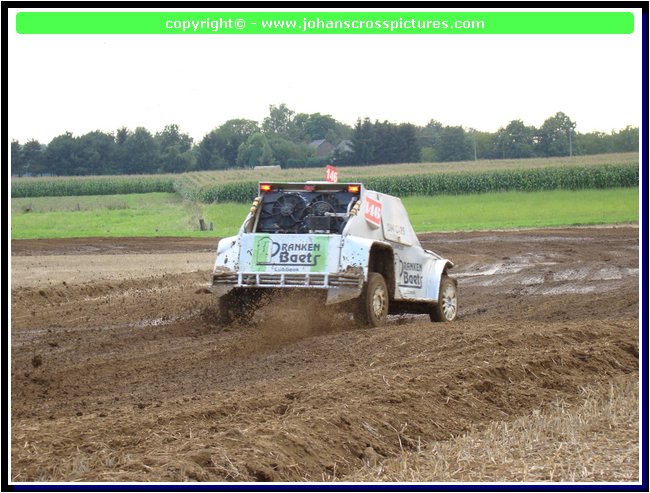 2011SJW-D-028.JPG