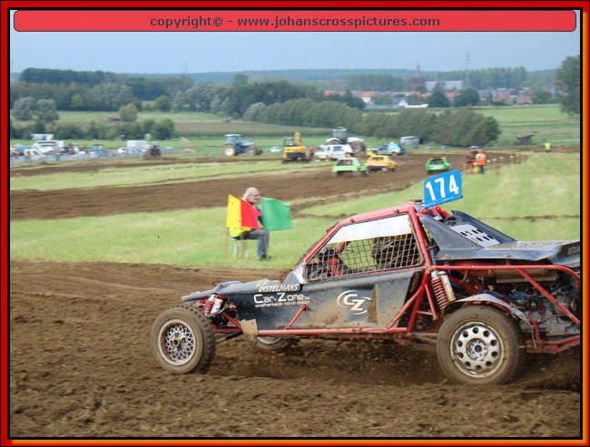 2011SCH-A-077.JPG