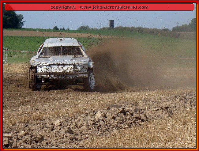 2012LAN-A-023.JPG