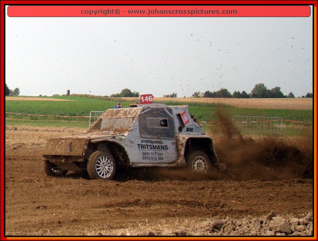 2012LAN-A-061.JPG