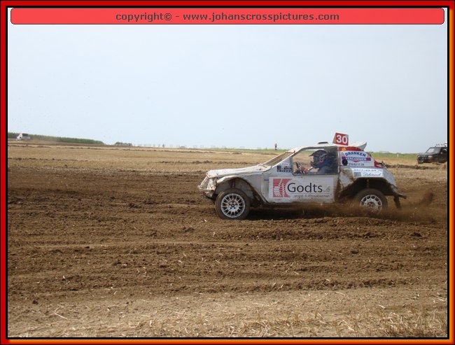2012LAN-A-083.JPG