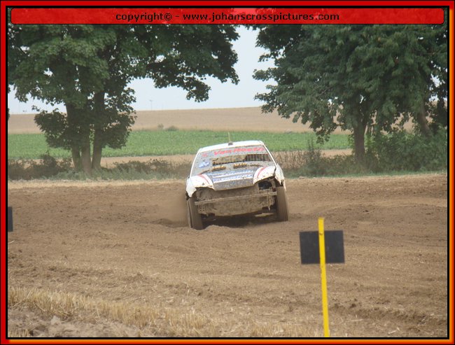 2012LAN-A-223.JPG