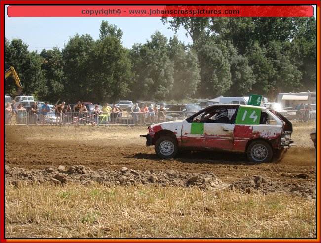 2012SCH-A-011.JPG