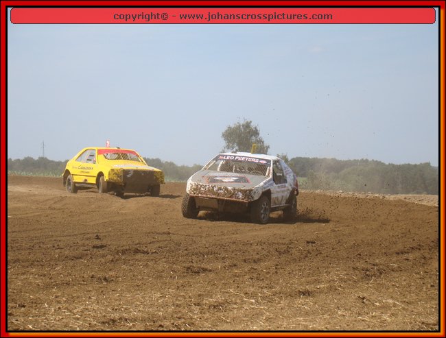 2012SCH-A-061.JPG