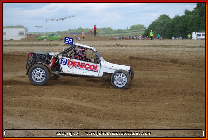 2013SCH-AX-015.JPG