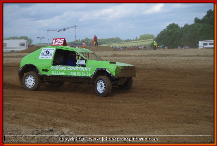 2013SCH-AX-027.JPG