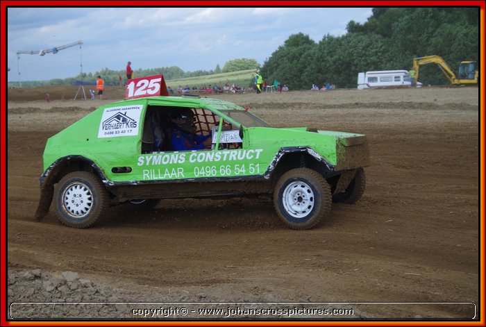 2013SCH-AX-048.JPG