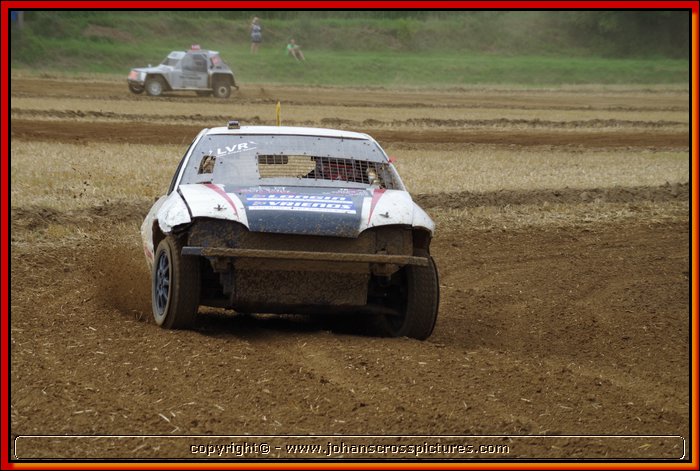 2013SCH-AX-087.JPG