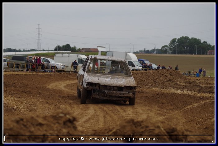 2013VIL-Y-014.JPG