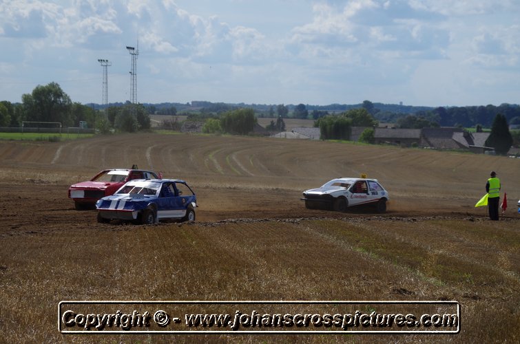2014OUT-AX-011.JPG