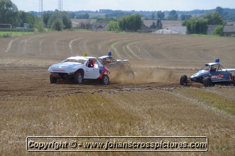 2014OUT-AX-019.JPG